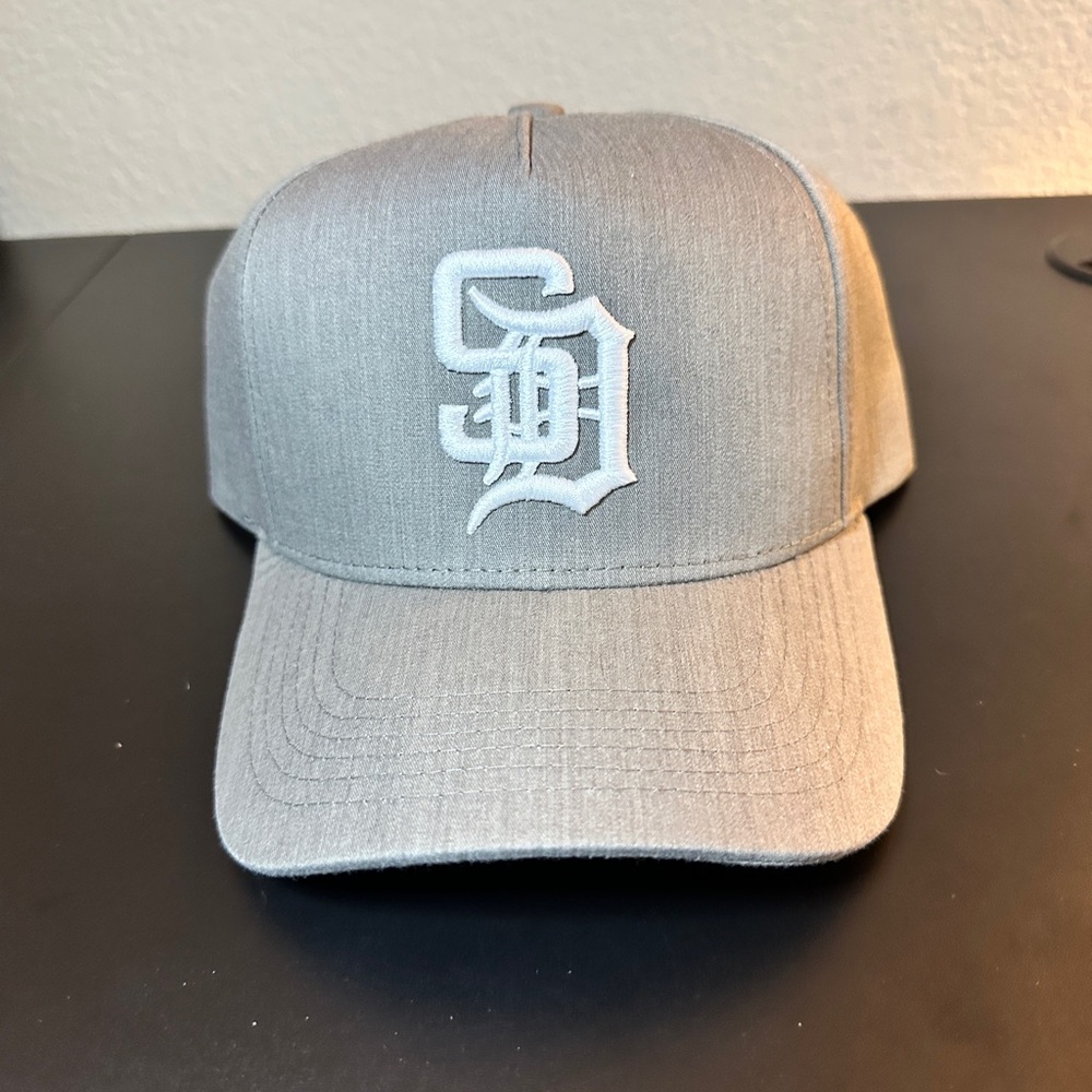 San Diego Smashing Designs Grey SnapBack